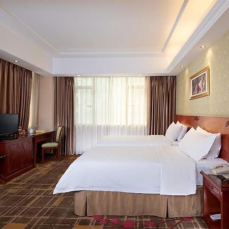 Vienna Hotel Dongguan Hou Street Wanda Plaza エクステリア 写真