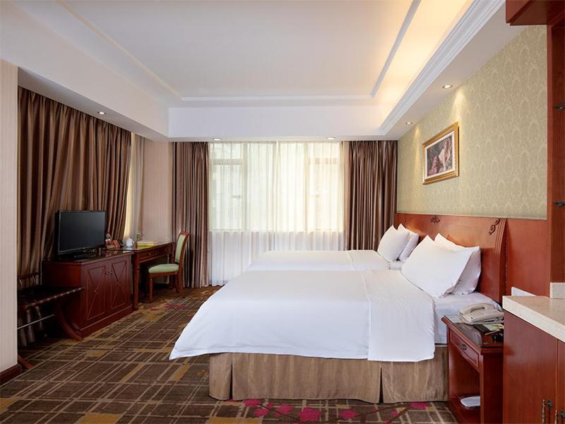 Vienna Hotel Dongguan Hou Street Wanda Plaza エクステリア 写真