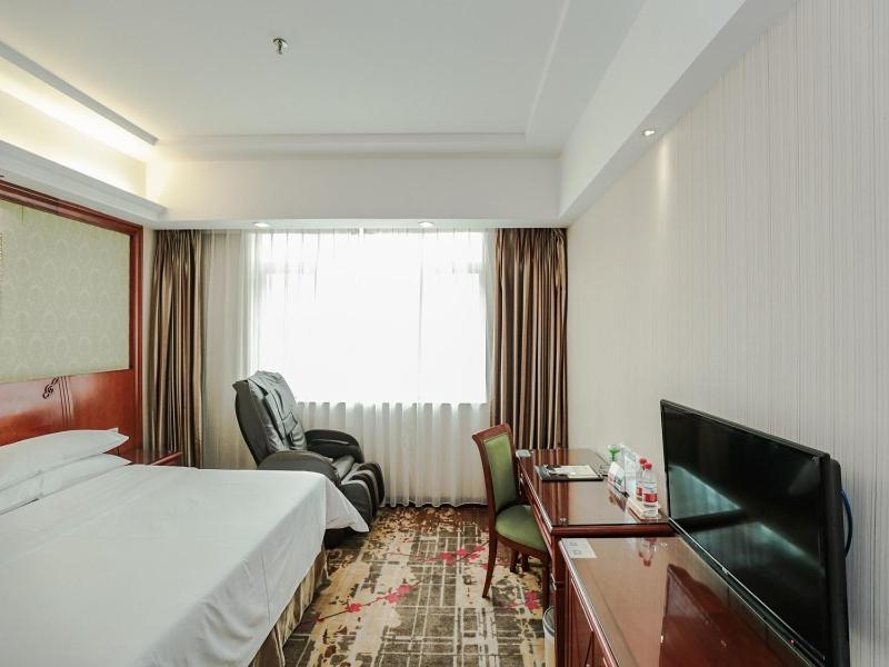 Vienna Hotel Dongguan Hou Street Wanda Plaza エクステリア 写真